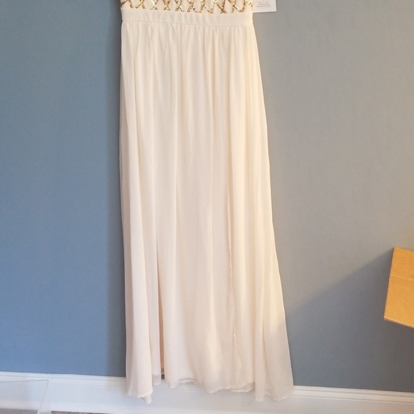 Never worn formal gown with slit - Picture 2 of 7